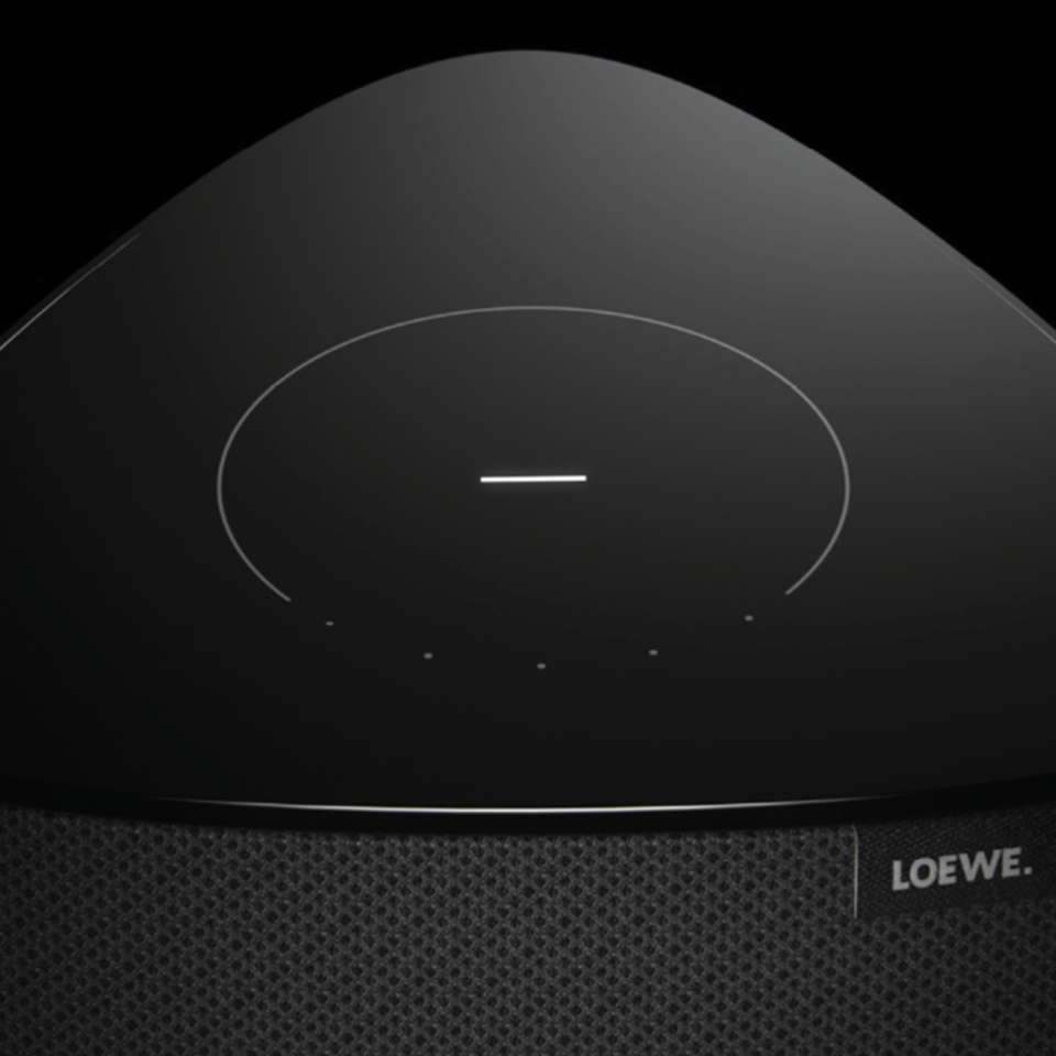 Loewe klang mr basalt grey – Glass touch panel for direct playback of individual music favorites
